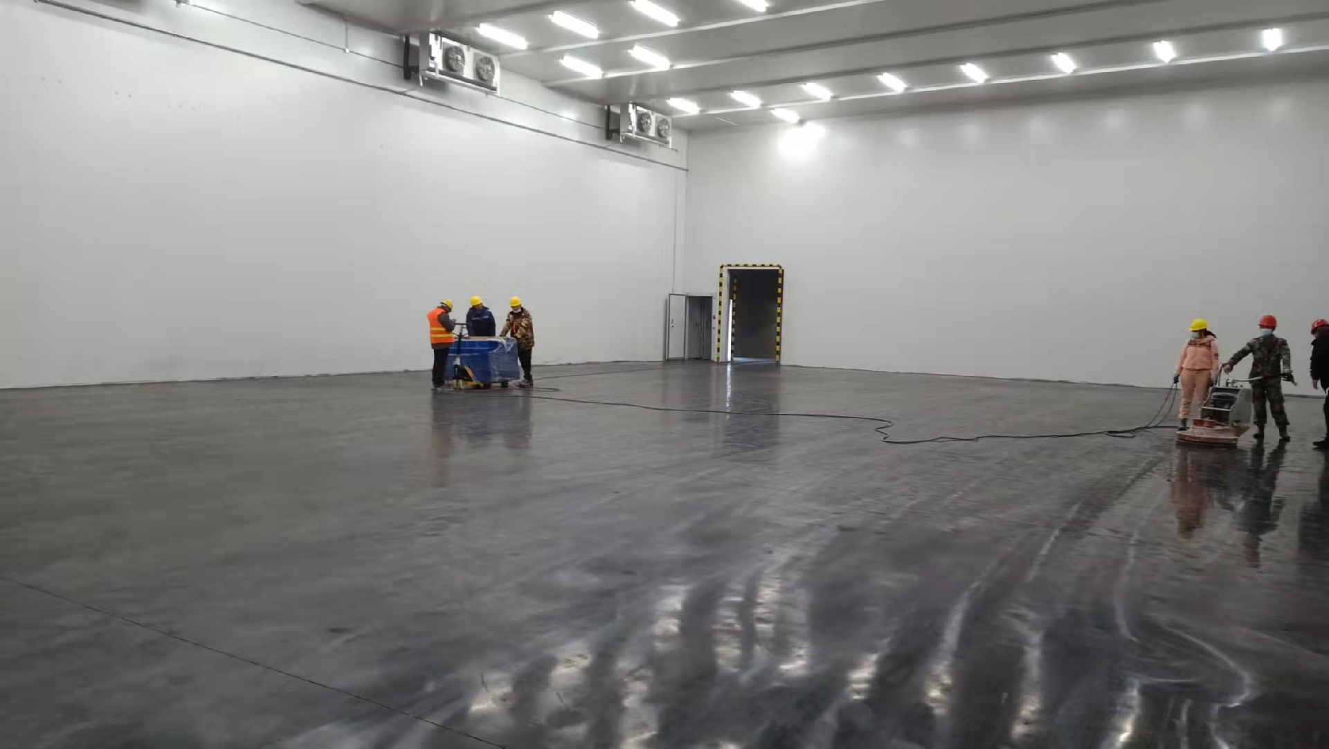 建設(shè)30000m3農(nóng)產(chǎn)品基地冷藏庫需要的費用是多少? 建設(shè)30000m3農(nóng)產(chǎn)品基地冷藏庫需要的費用是多少?