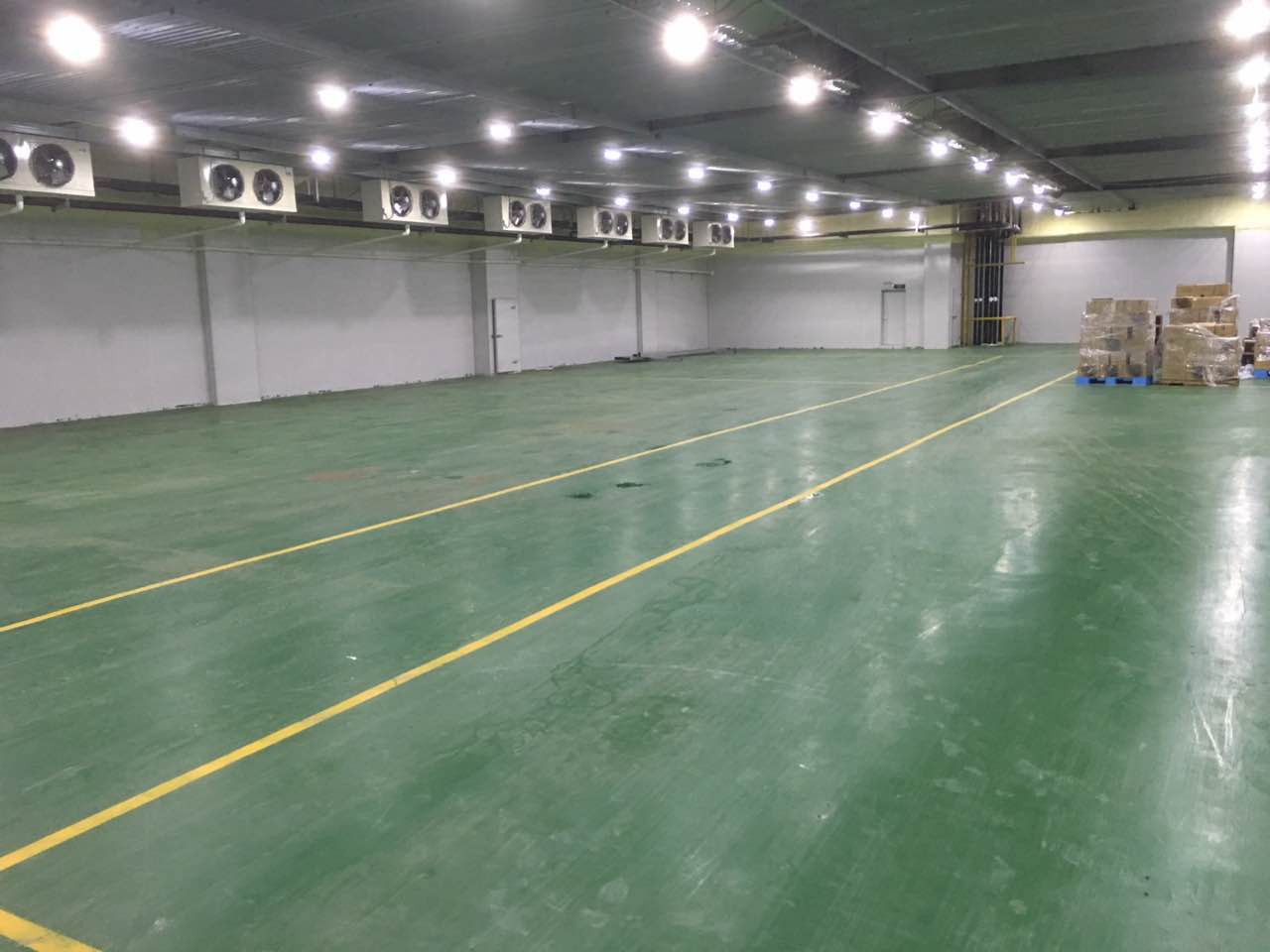 貓糧狗糧陰涼冷庫設(shè)計